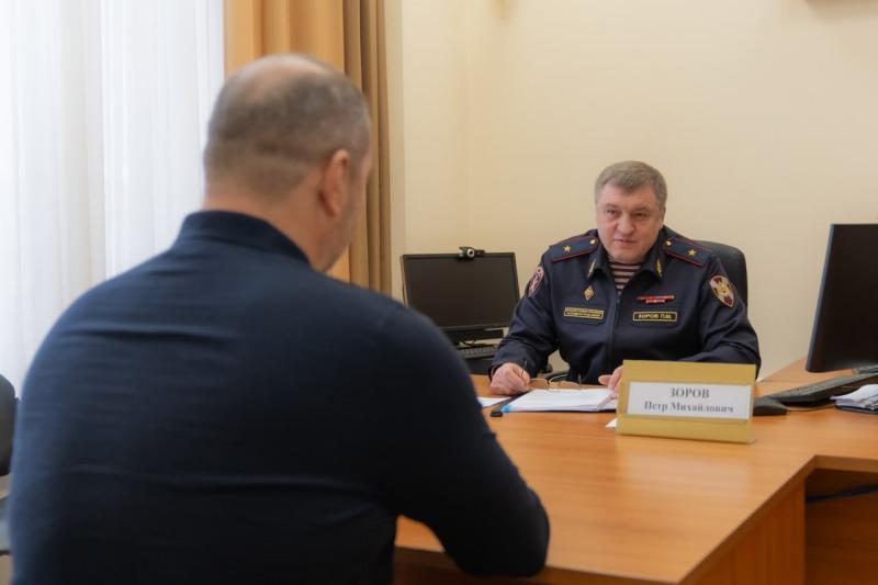 Исполняющий обязанности начальника столичного главка Росгвардии провел личный прием граждан