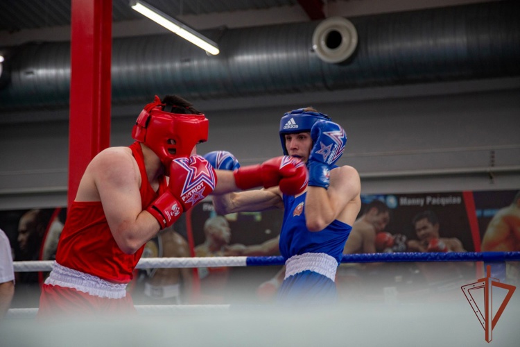 Сильнейших боксёров Уральского округа Росгвардии определили в Челябинске