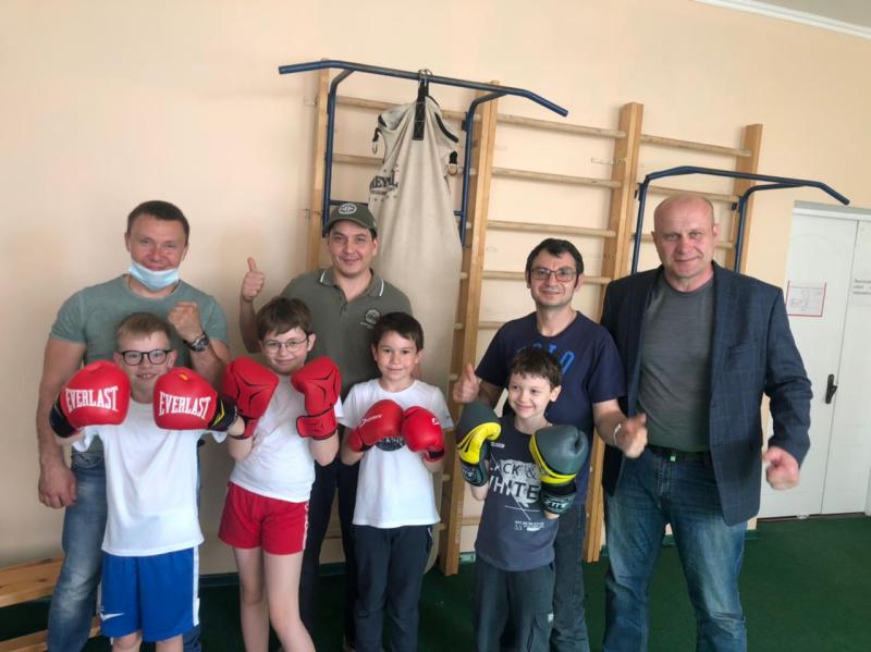 Ростовские юниоры выступят ко Дню космонавтики на первенстве России по «игре ума и кулаков»