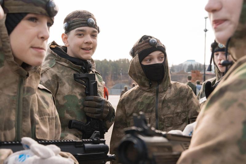 Кадеты Росгвардии из Кемерова стали победителями муниципального этапа «Зарница 2.0»