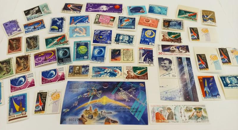 Просто космос: как почтовые марки отразили историю его освоения