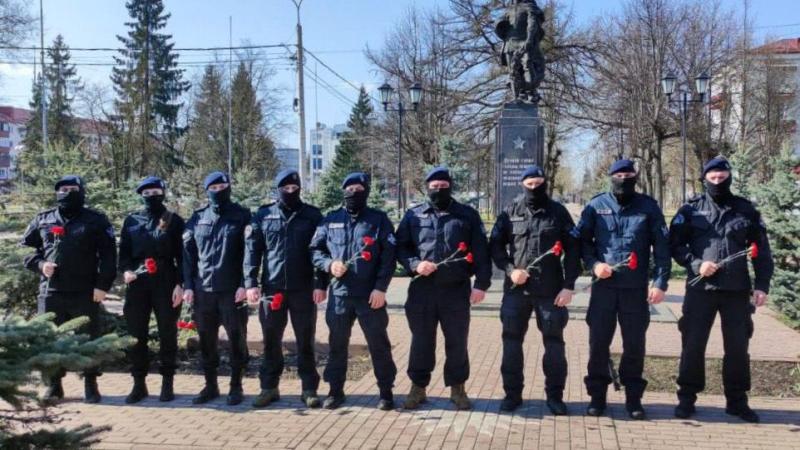 Сотрудники СОБР подмосковного главка Росгвардии приняли участие в акции 