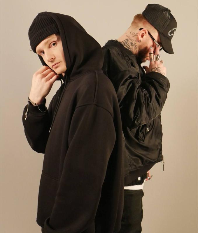 Популярный рэпер и радиоведущий Райтраун записал песню с набирающим популярность артистом JmyName