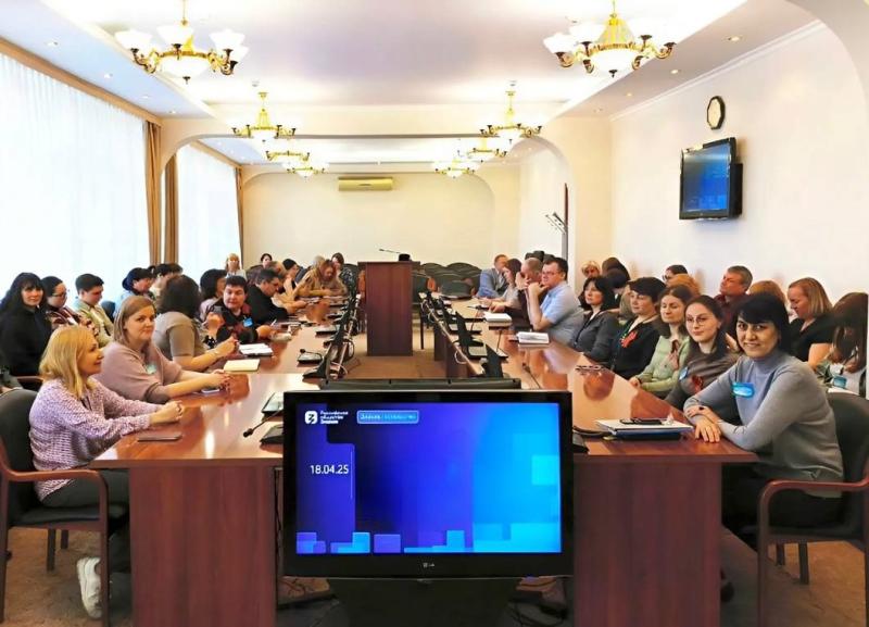 Наставничество в тюменском Росреестре способствует ускорению процесса адаптации молодых сотрудников