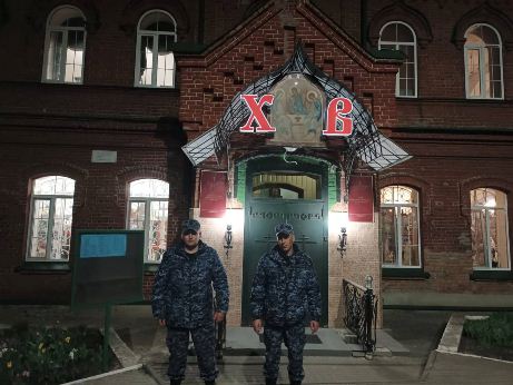 Сотрудники Росгвардии обеспечили безопасность во время пасхальных богослужений