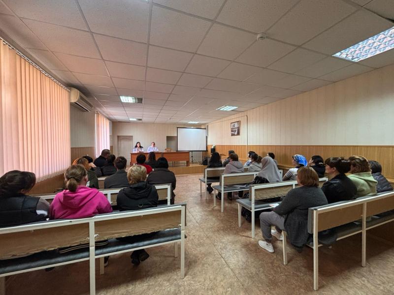 Бригада больницы обследовала на выезде жителей Левокумского района