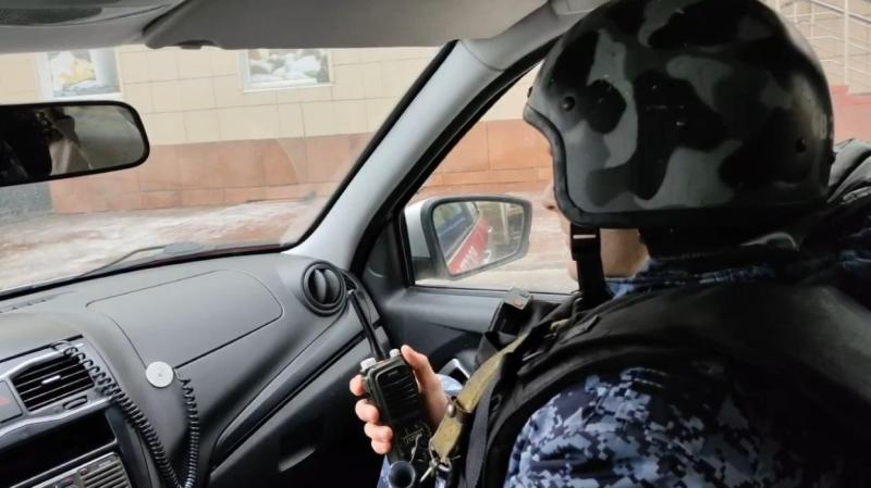 В Саранске росгвардейцы пресекли мелкое хищение в сетевом магазине